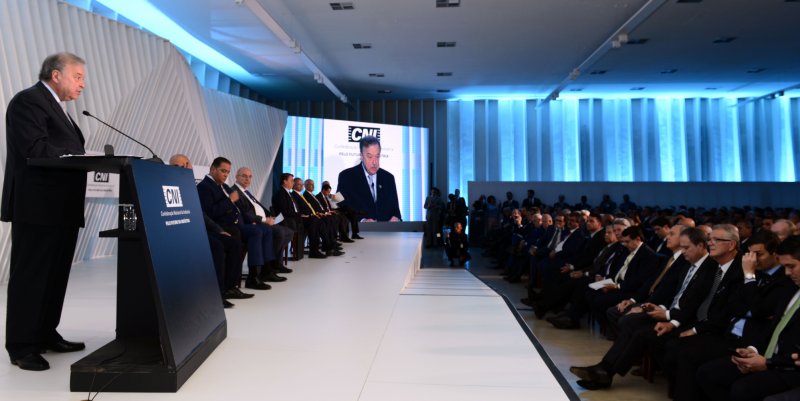 Presidente da FIERGS se encontra com Jair Bolsonaro em seminário nos EUA