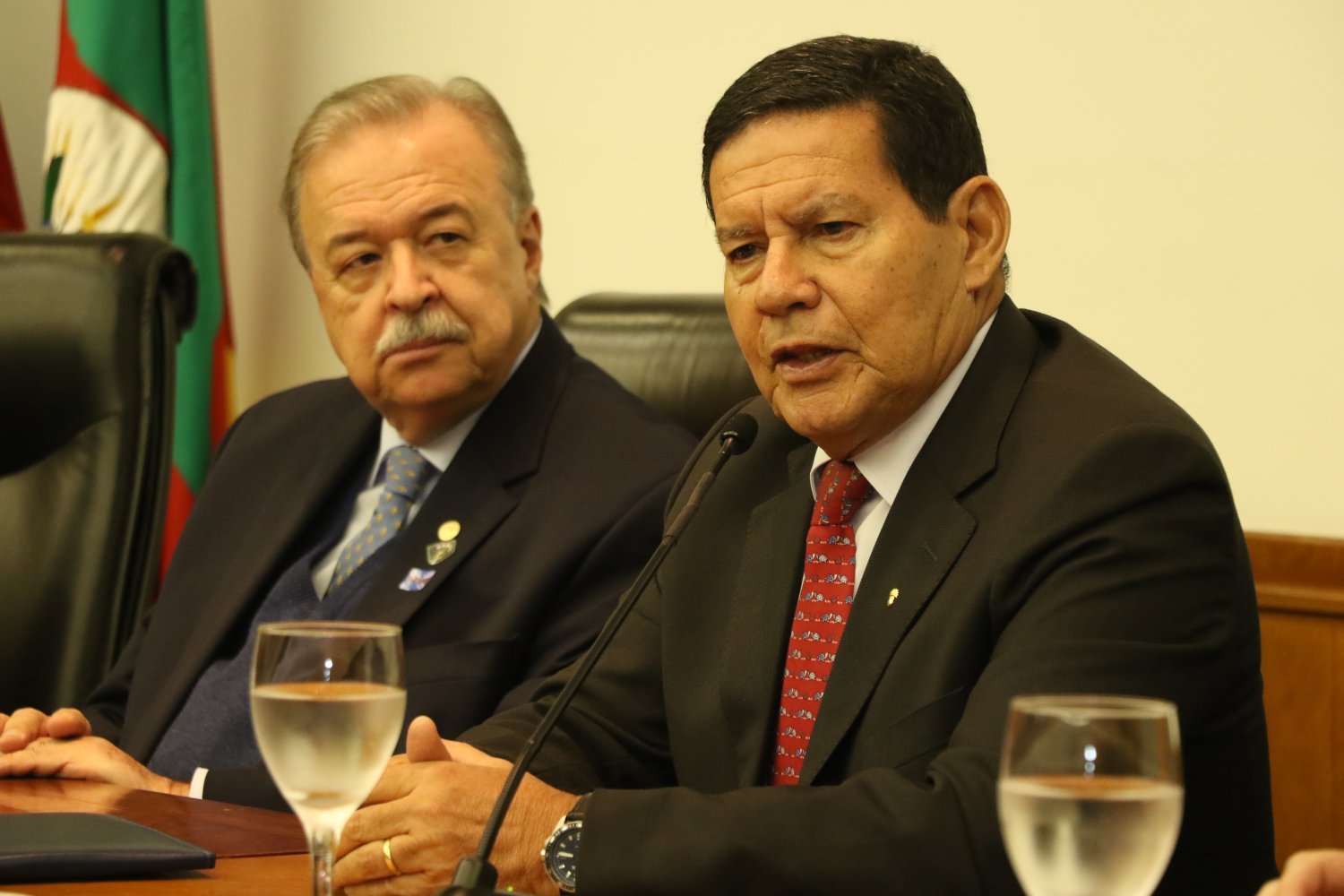 Vice-presidente Hamilton Mourão na FIERGS